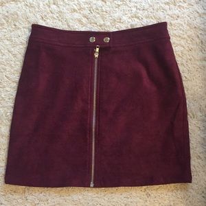Kendall and Kylie maroon mini skirt